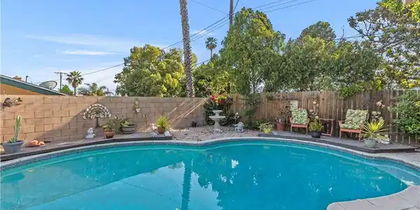 6224 Stanton