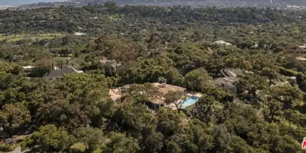 450 El Cielito Road
