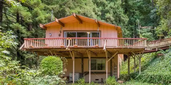 325 Woodland Drive