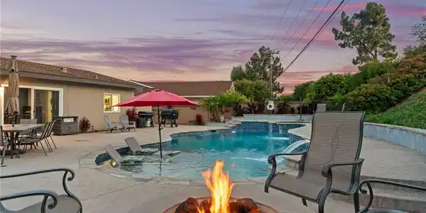 1463 Feather Avenue