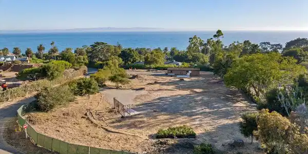 4101 Mariposa Drive