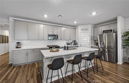 35389 Hutchinson