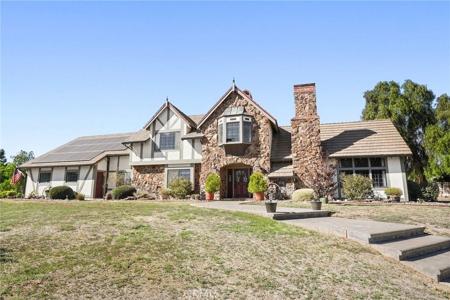 32852 Agua Dulce Canyon Road