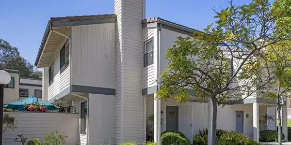 10500 Sunland Boulevard