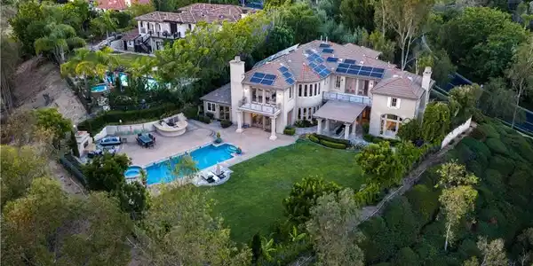 2384 Tubbs Drive