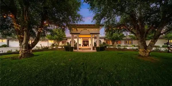 42942 Dawnwood