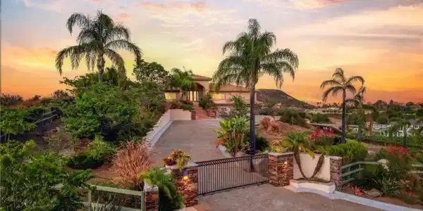 21384 Paseo Montana