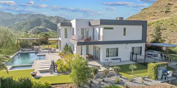 2386 Sierra Creek Road