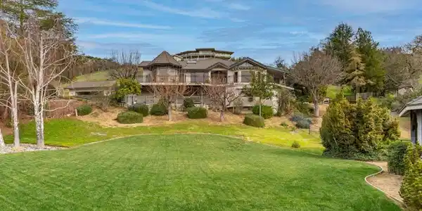 18616 Skuse Court