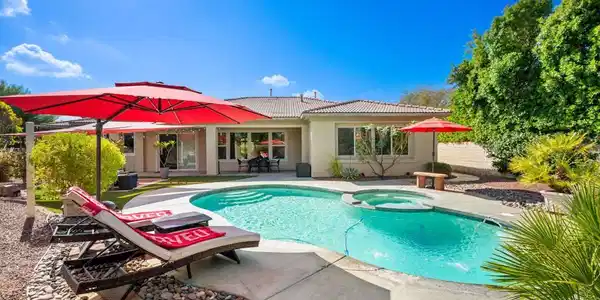 102 Tesori Drive