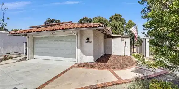 25707 Compass Way