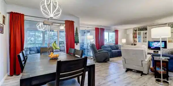 3242 San Amadeo