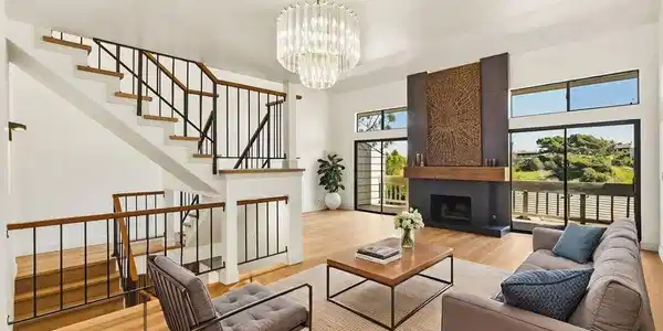4660 Don Lorenzo Drive
