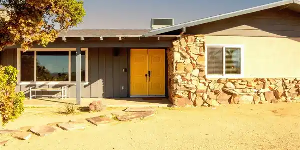 9163 Joshua Lane
