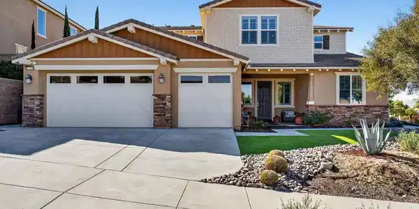 45721 Middle Gate Court