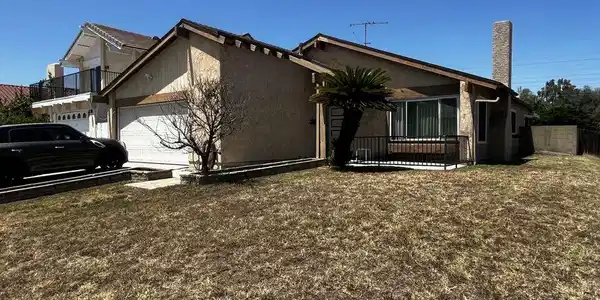 1701 Eli Place