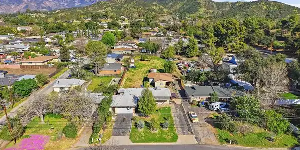 12055 Douglas