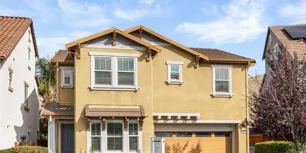 7260 Clear Vista Court