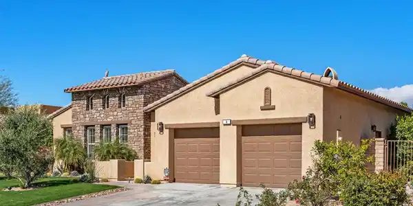 4 Via Santo Tomas Drive