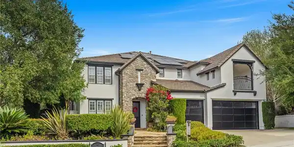1 Roberts Drive