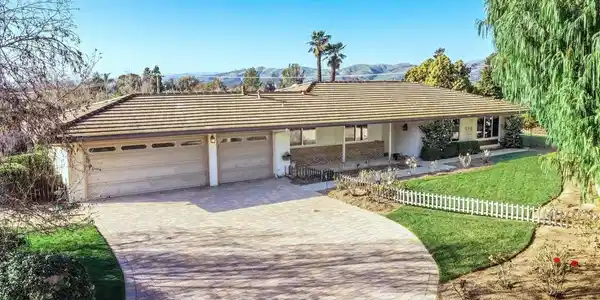 821 Trueno Avenue