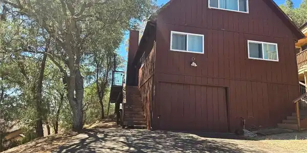 2743 Lookout Loop
