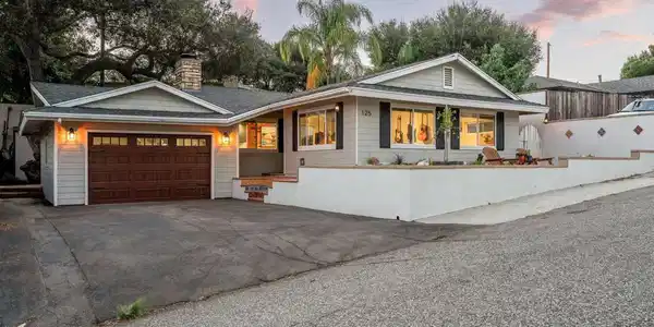 125 Oak Drive