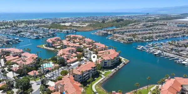 1808 Emerald Isle Way