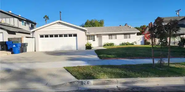 924 N Orange Avenue