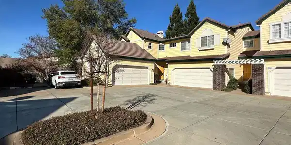 1334 Shell Ln