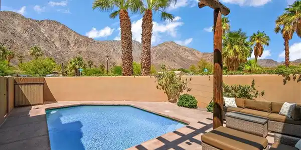 51770 Avenida Madero