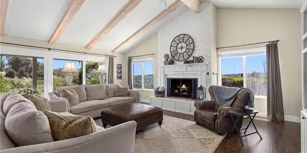 3237 Canonita Drive