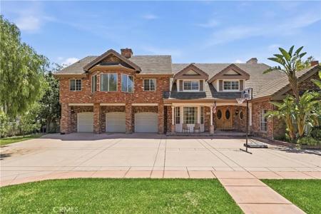 200 W 24th Street