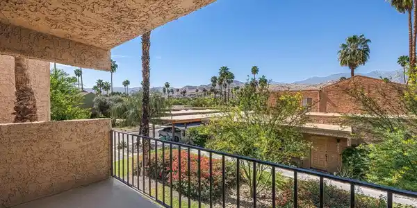 5834 Los Coyotes Drive