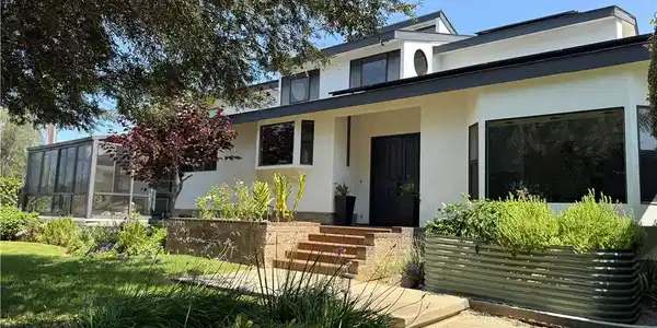1931 Warmlands Avenue