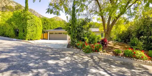 650 Sierra Meadows