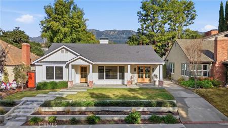 1230 Oak Circle