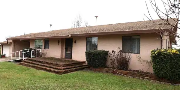 4909 Edith Ave