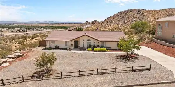 15984 Tinta Road