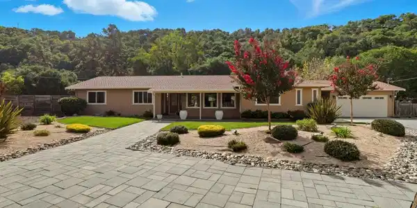 27412 Vista Del Toro Place
