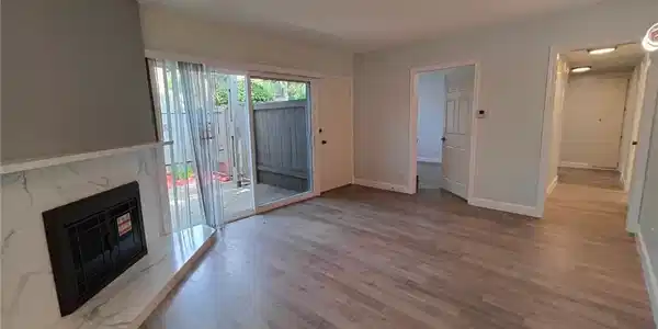 700 W Sierra Madre Boulevard