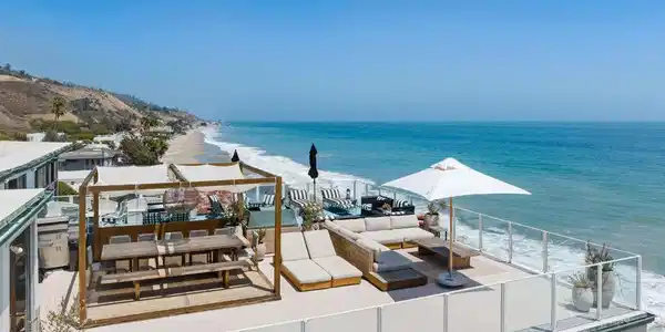 22548 Pacific Coast Highway