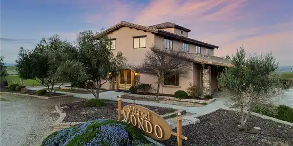 3230 Nacimiento Lake Drive