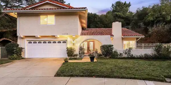 2228 Windbrook Court