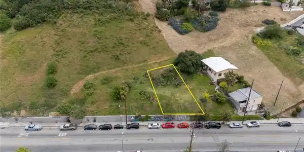 1 Marianna Ave.