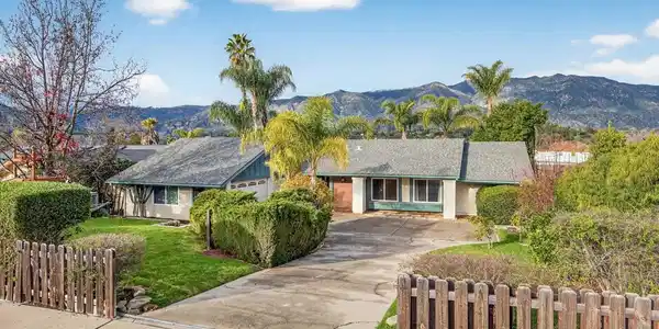 1420 La Paz Drive