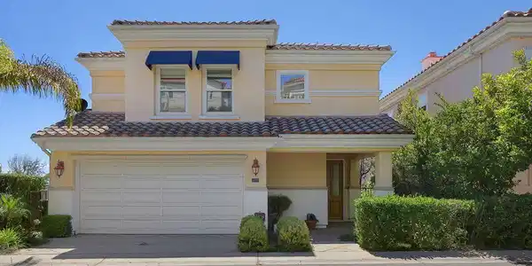 1492 Paseo De Oro