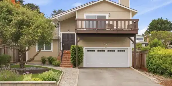 468 4th Street