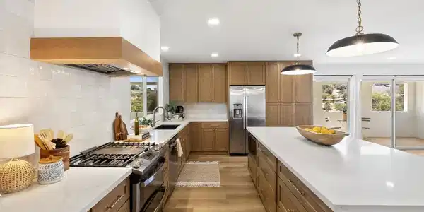 1140 Evergreen Lane
