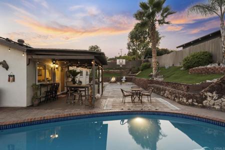 13164 Lakeview Granada Drive